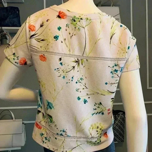 WORTHINGTON White Short Sleeve Floral Spring Middle Lace Top PETITE Medium. - Picture 9 of 11